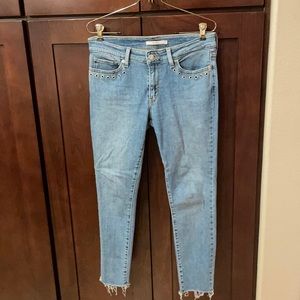 Levi’s 711 Skinny jeans w Grommets